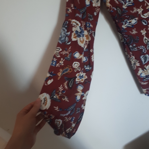 70's Style Floral Romper - Picture 5 of 5
